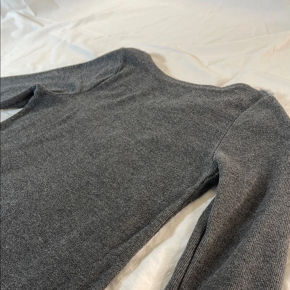 Gray Sweater with Real Fur and Lace Detail - Picture 9 of 9